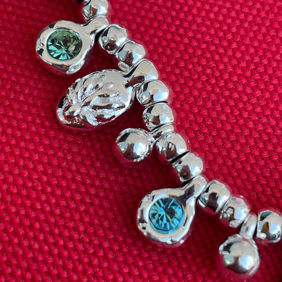 UNO de 50 Bracelet • VITALITY• Silver with Swarovski Crystals - Picture 9 of 11
